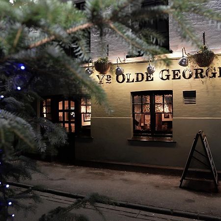 Old George Colnbrook Экстерьер фото